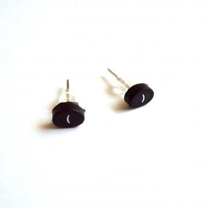 Black Studs Earrings Made Of Recycled Calculator..